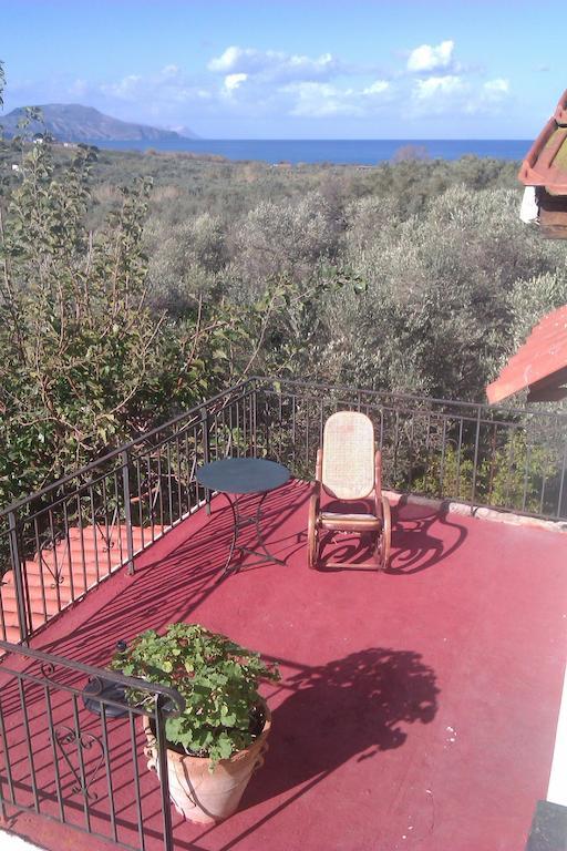 Ktima Tzamika Apartment Episkopi-Chania Стая снимка
