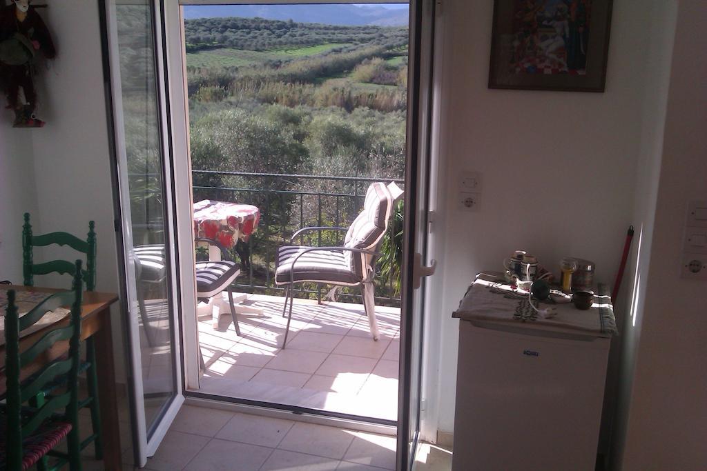Ktima Tzamika Apartment Episkopi-Chania Стая снимка