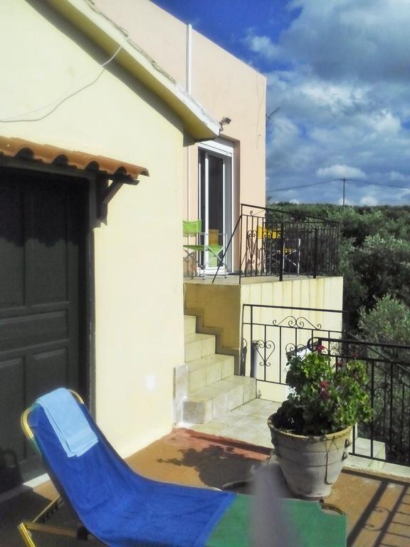 Ktima Tzamika Apartment Episkopi-Chania Стая снимка