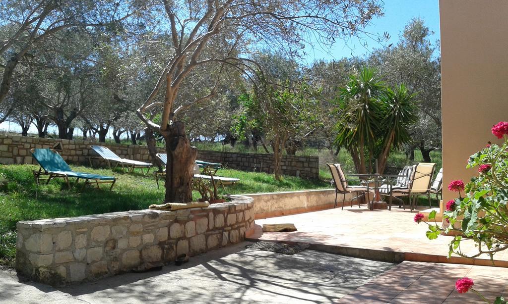 Ktima Tzamika Apartment Episkopi-Chania Стая снимка